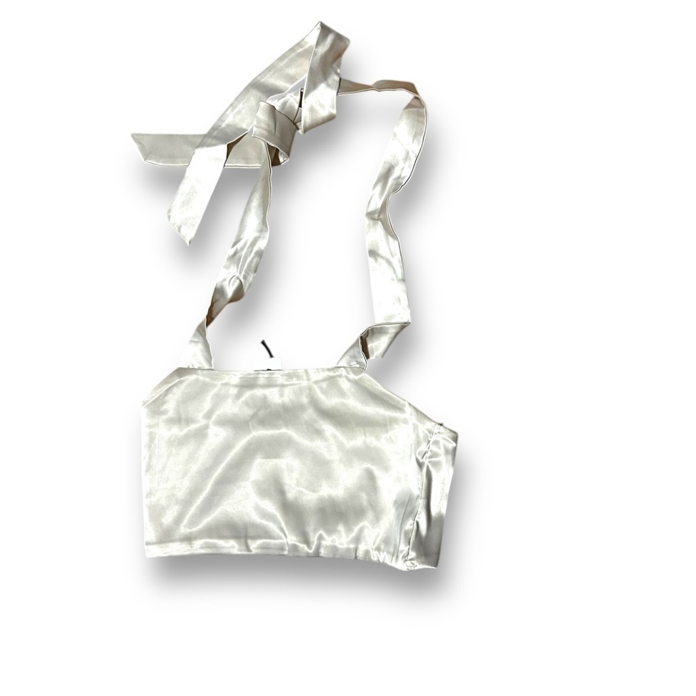 Tic Toc Satin Halter Neck Crop Top Size Medium New with tags Cream‎